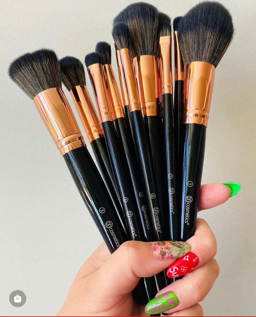 BH Cosmetics Signature Rose Gold 13 Piece Brush Set - KolorzOnline