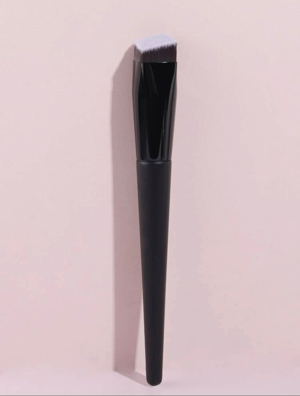Luxury Foundation Brush - KolorzOnline